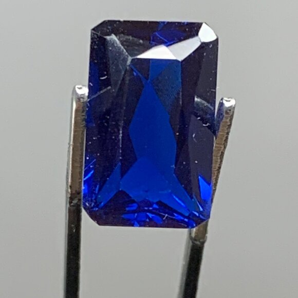 Elegant Blue Gemstone tanzanite - Picture 6 of 13